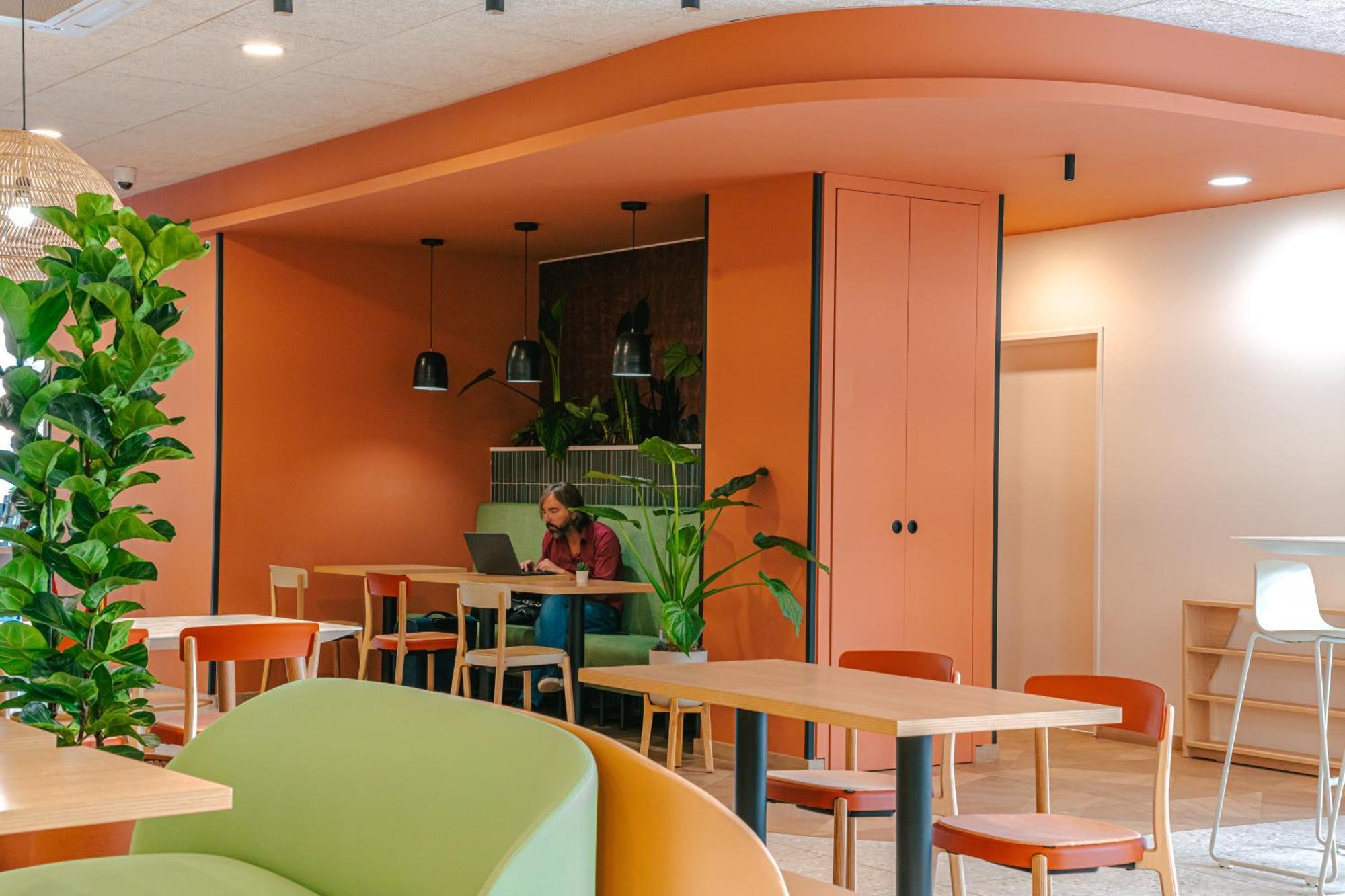 Kyriad Marseille Palais Des Congres - Velodrome - Ibis Styles A Partir Du 13 Mai 2025 Εξωτερικό φωτογραφία
