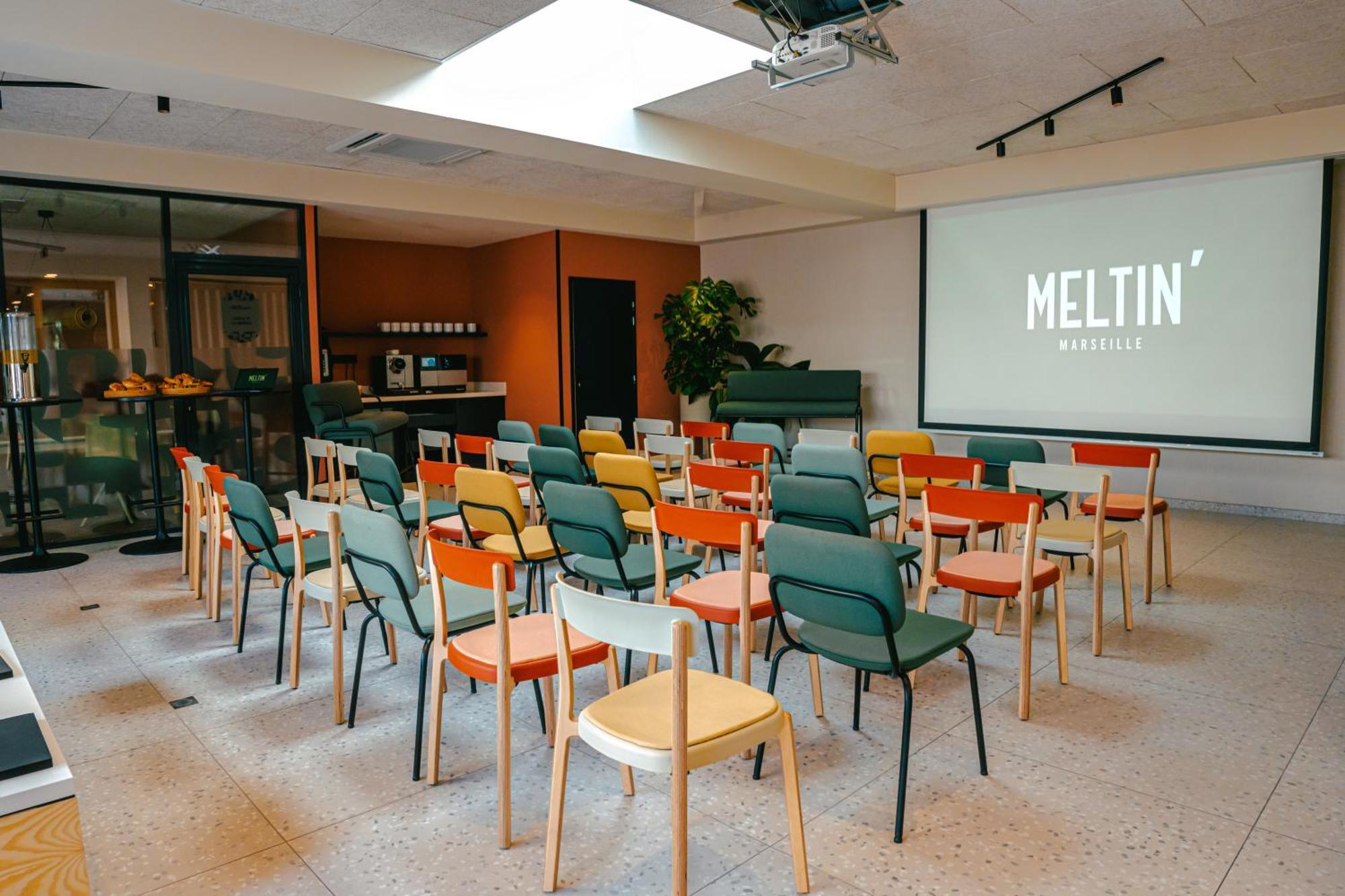 Kyriad Marseille Palais Des Congres - Velodrome - Ibis Styles A Partir Du 13 Mai 2025 Εξωτερικό φωτογραφία