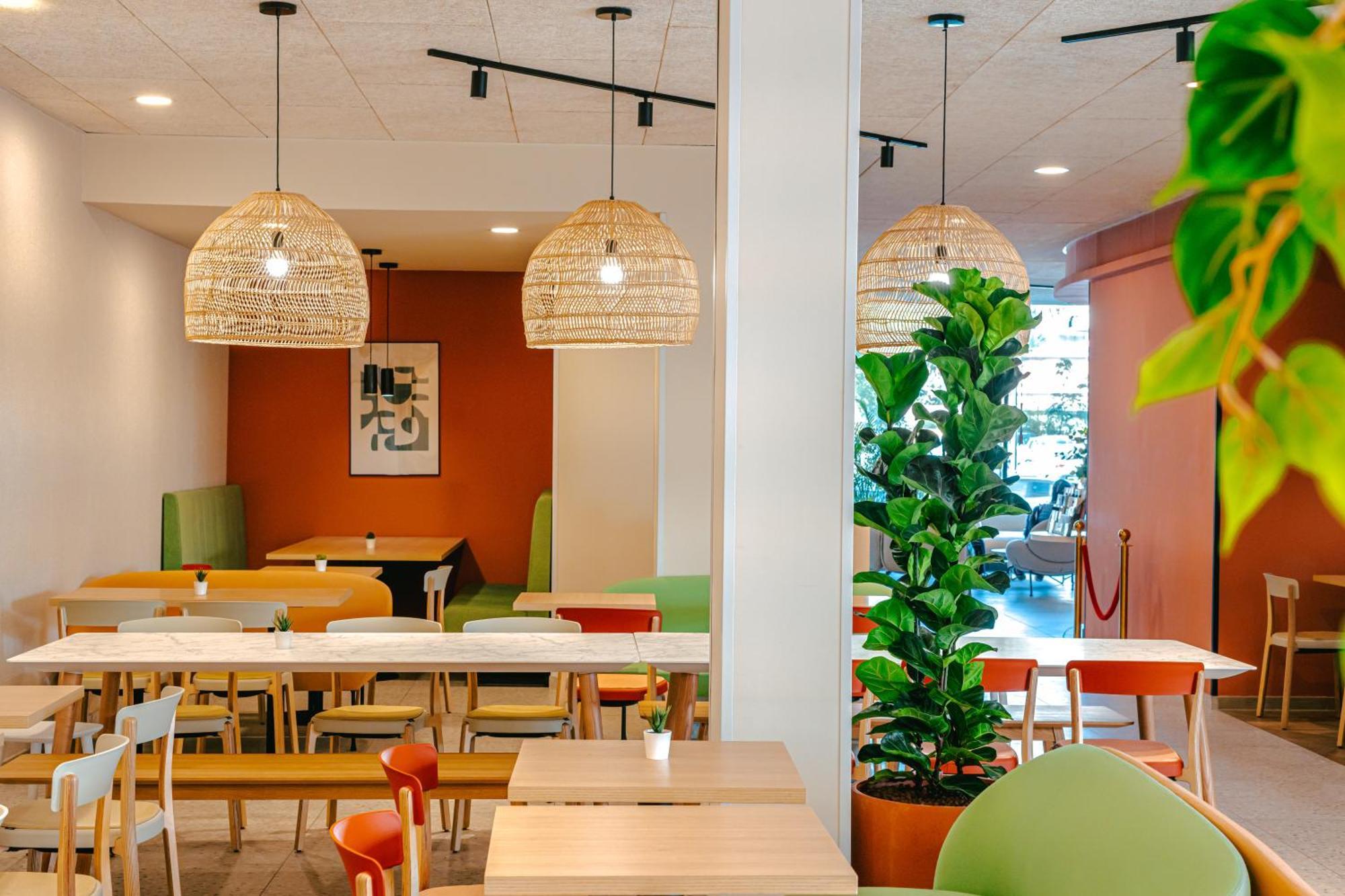 Kyriad Marseille Palais Des Congres - Velodrome - Ibis Styles A Partir Du 13 Mai 2025 Εξωτερικό φωτογραφία